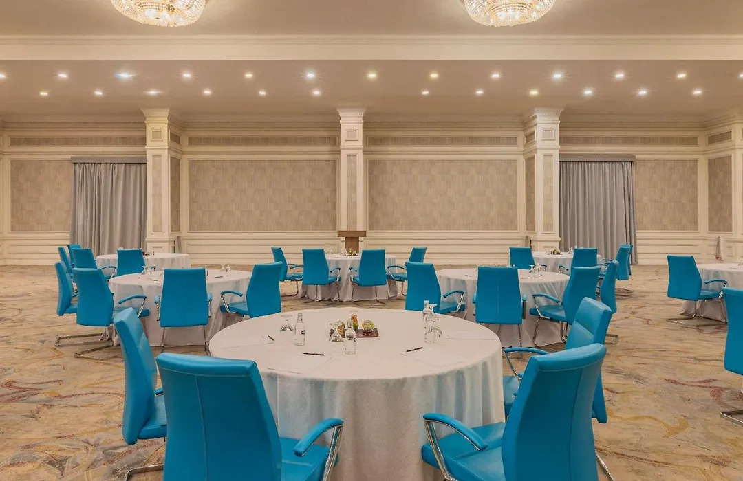 Moevenpick Hotel Cairo - Media City-1